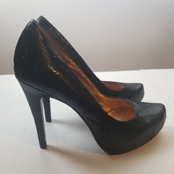 BCB Generation Women's Snake Skin Black Stiletto heels Sz 8M - Picture 3 of 8